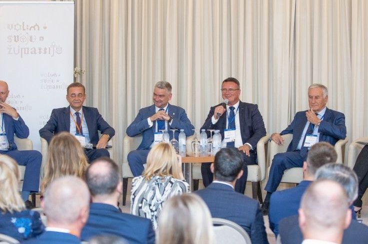 Konferencija Upanija1