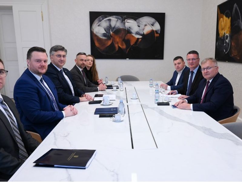 Ff9193b7bfe1c29fcef2e4a727a1bc9f L