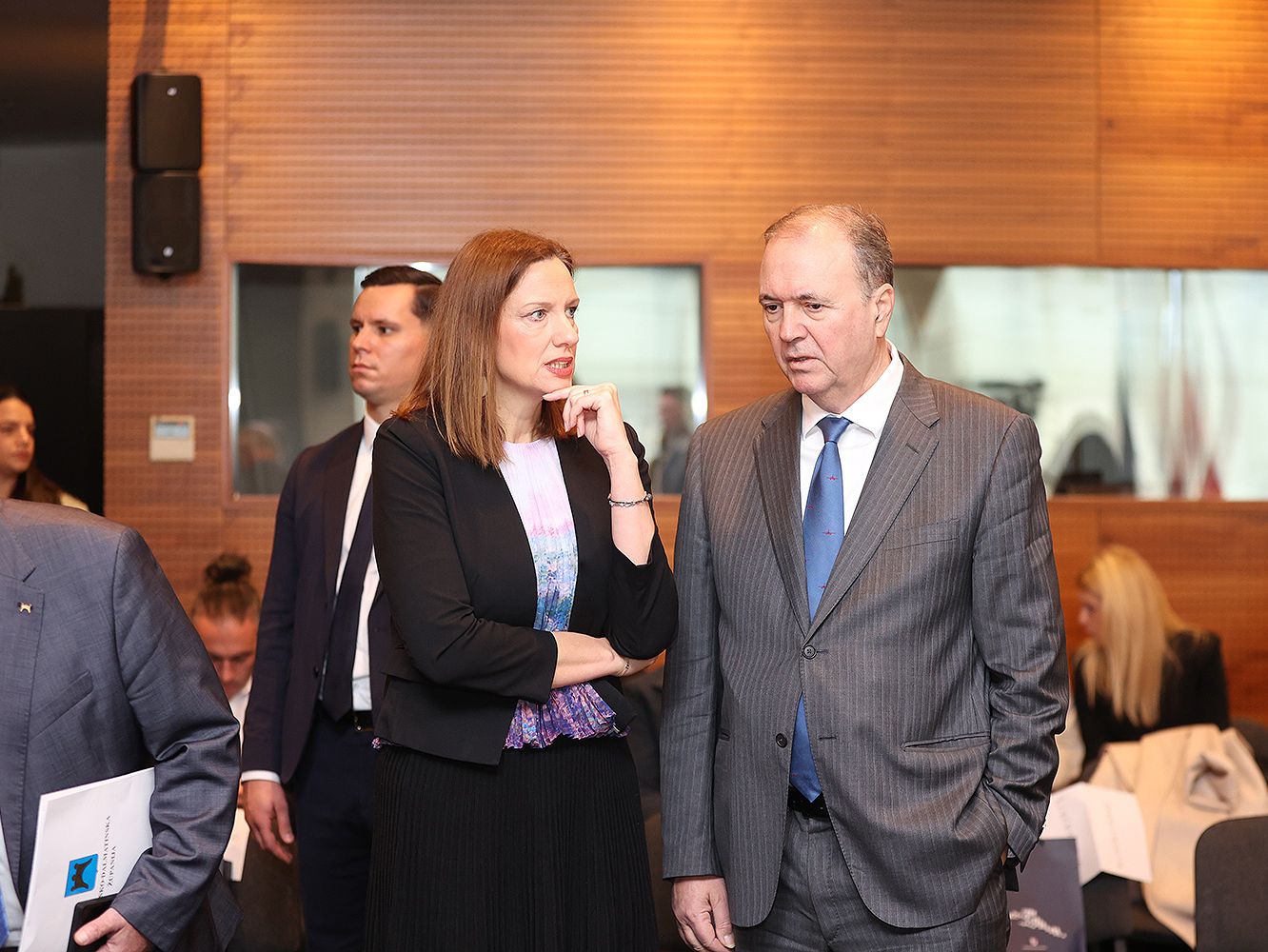 Dubrovnik Zupani I Premijer 320