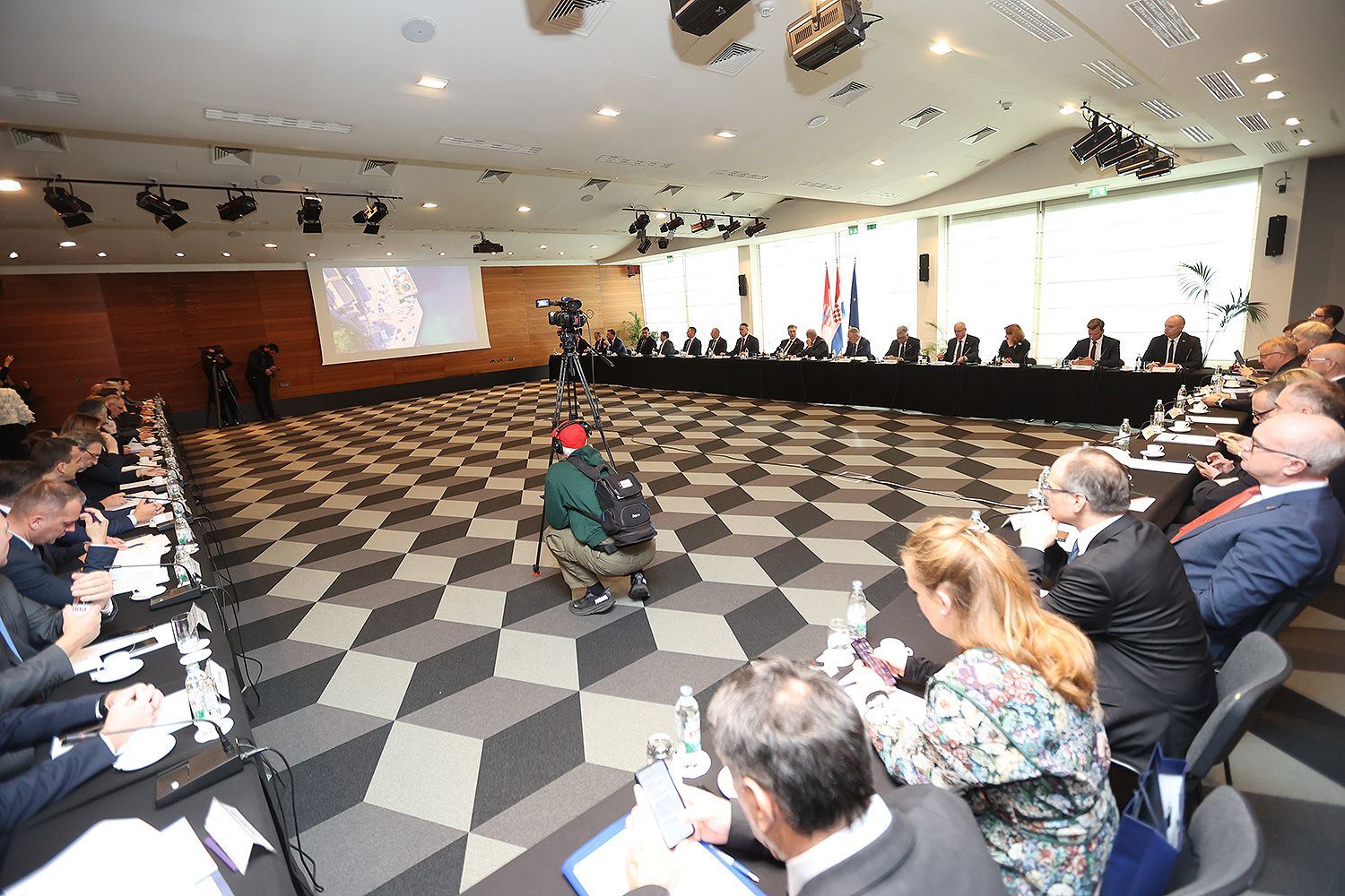 Dubrovnik Zupani I Premijer 409