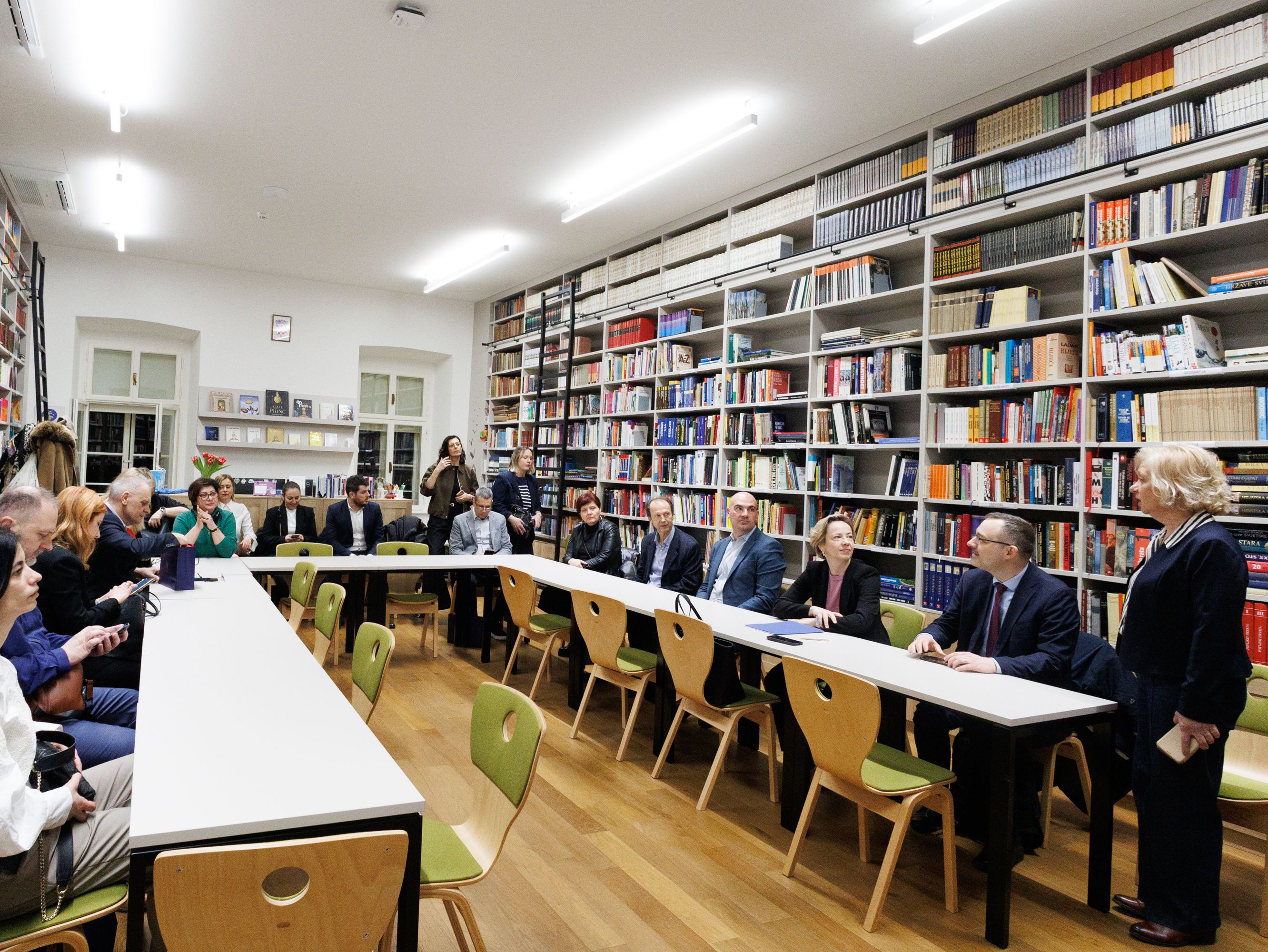 Dverce Radna Skupina 8