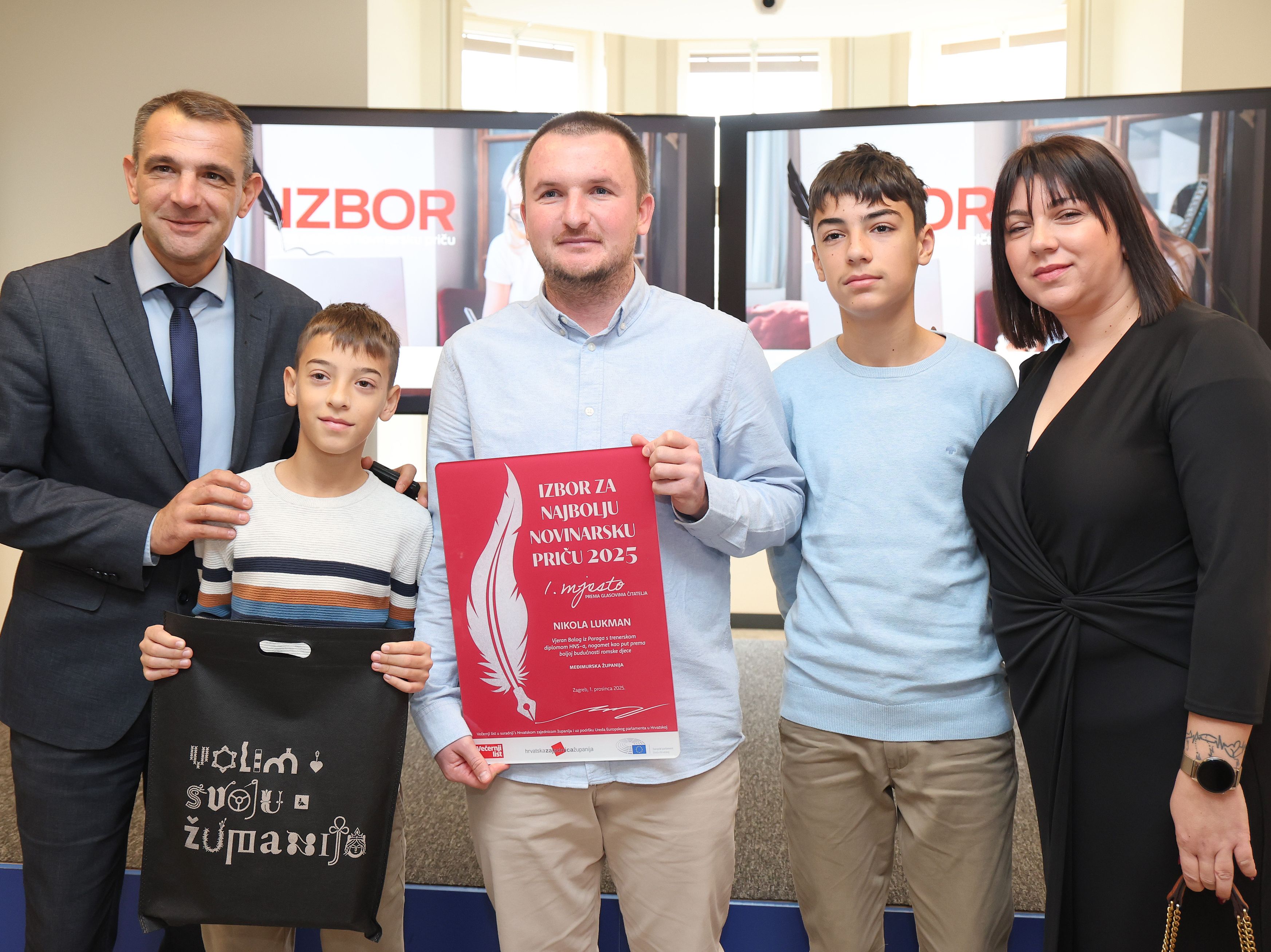 Pxl 011225 142762498