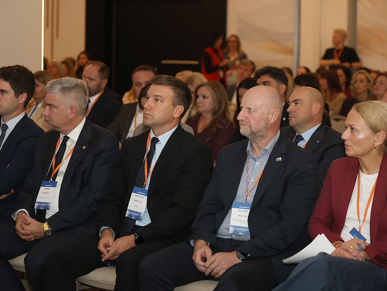 Uvodno 214