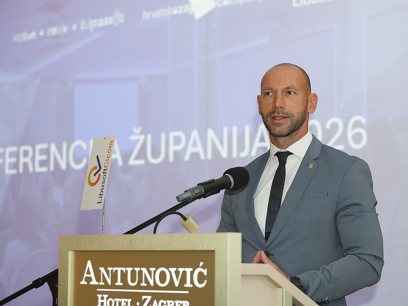 Uvodno 282