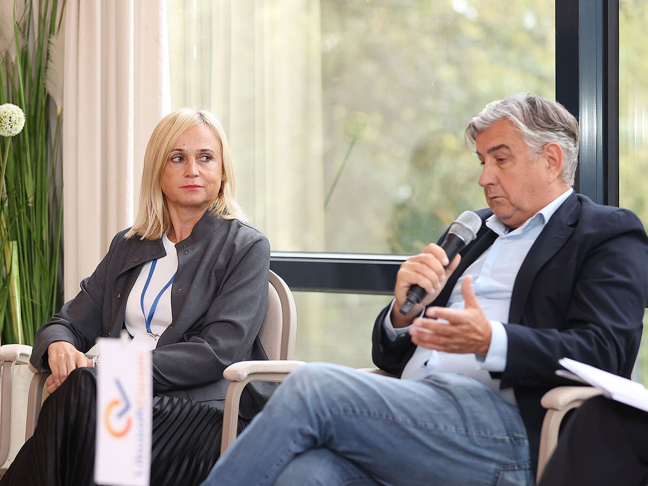 Panel Konkurentne Zupanije 77