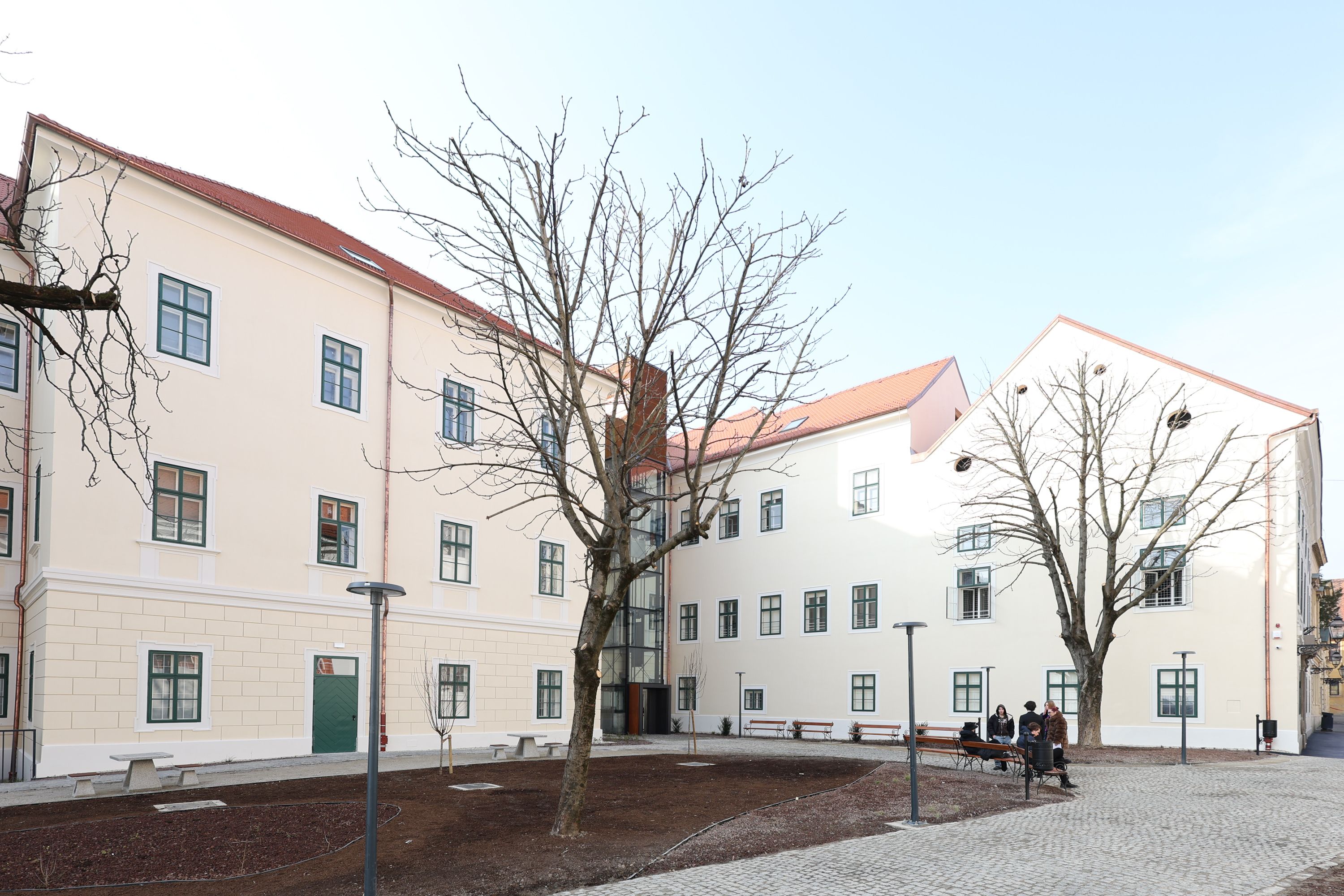 Gornjogradsaka Gimnazija 7 2 2